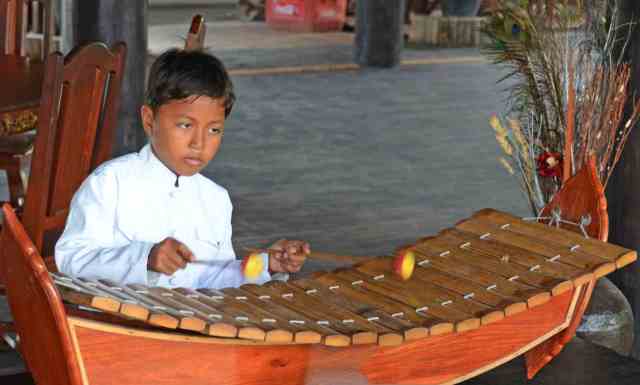 Angkor Wat ASA_3763 boy
