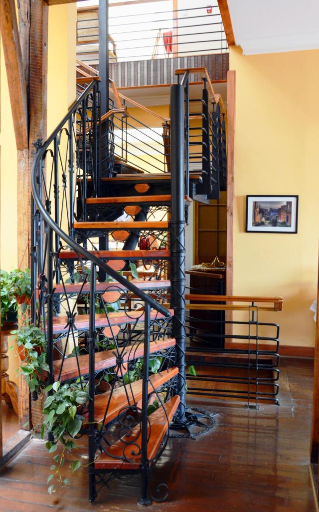 aContraluz inside staircase JAN_0793-medium