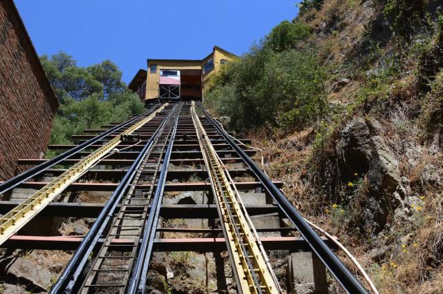 Valparaiso Ascensior JAN_0899-medium