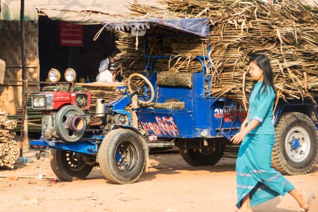 Burma DSC_2361-medium