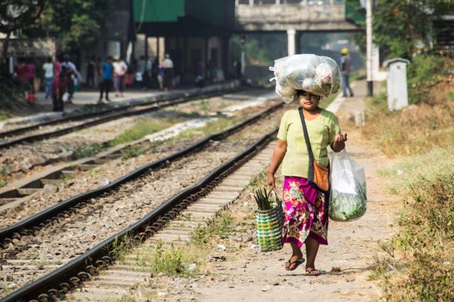 Burma DSC_2402-medium