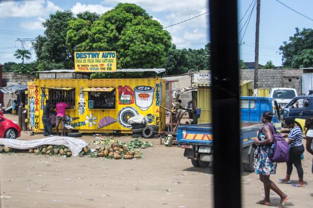 Kruger ZAR_7242-medium